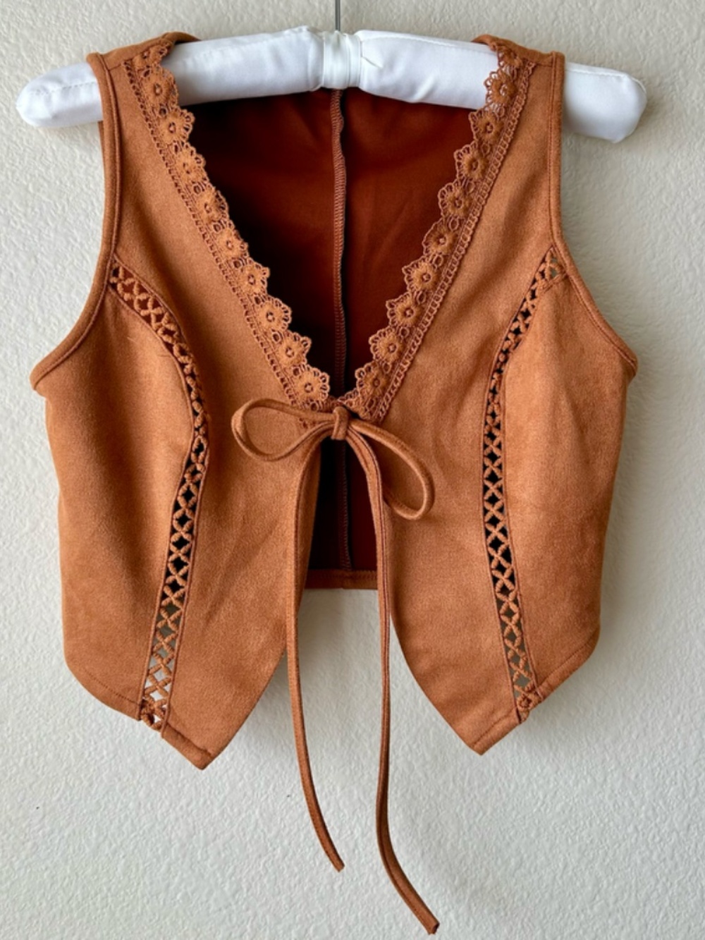Faux Suede Vest Rustic Burnt Orange Crochet Trim Accent Tie Front Western Small - Picture 2 of 9